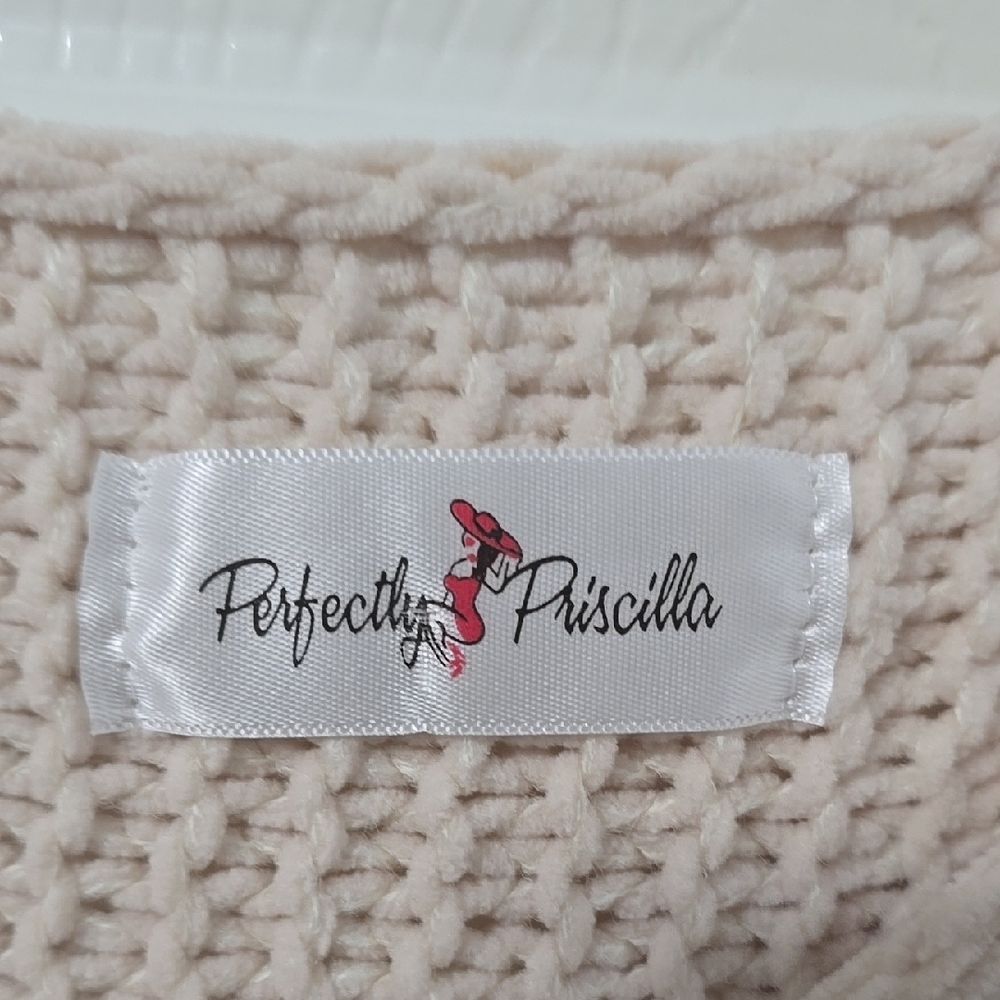 Women's Cream Knit Sweater - Picture 2 of 4